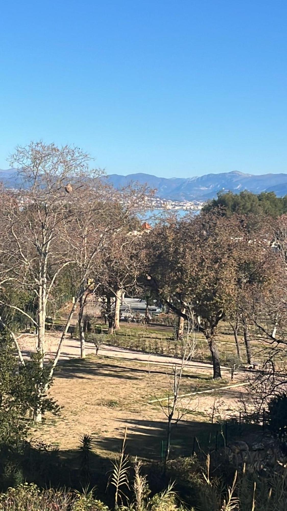 Appartement Vue Mer Acces Plage Antibes Exterior foto
